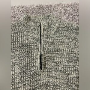 Men’s sweater